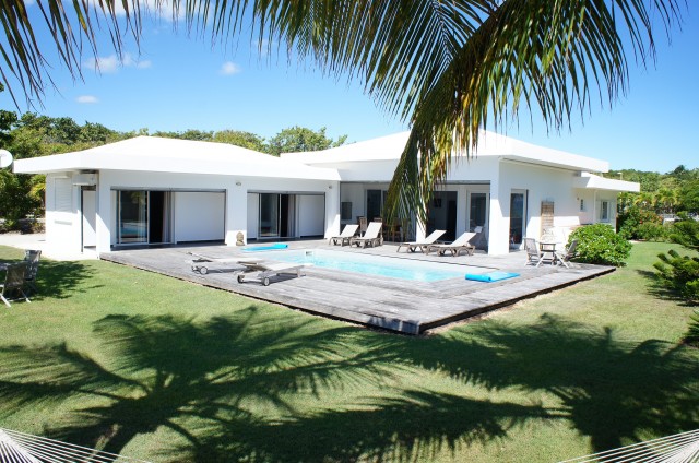Villa IWANA : 8 personnes accès plage privée